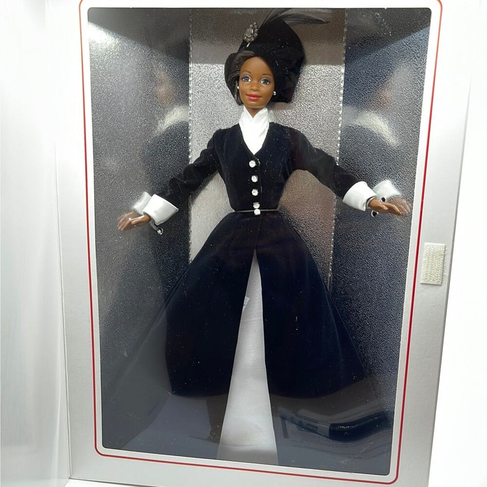 Mattel 1997 Romantic Interlude Barbie Classique Collection #17137